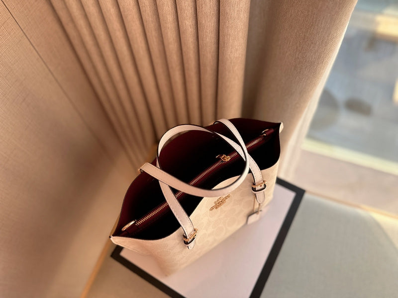 LO - CCH Bags - 443