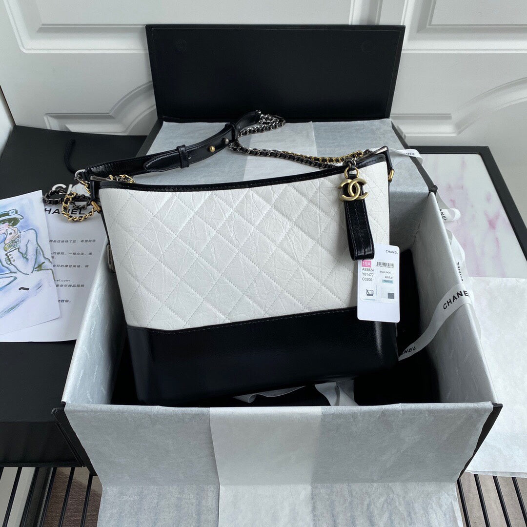 CHL - Gabrielle Hobo Handbag White/Black For Women Bags, Shoulder And Crossbody Bags 9.8in/25LO A93824 Y61477 C0200