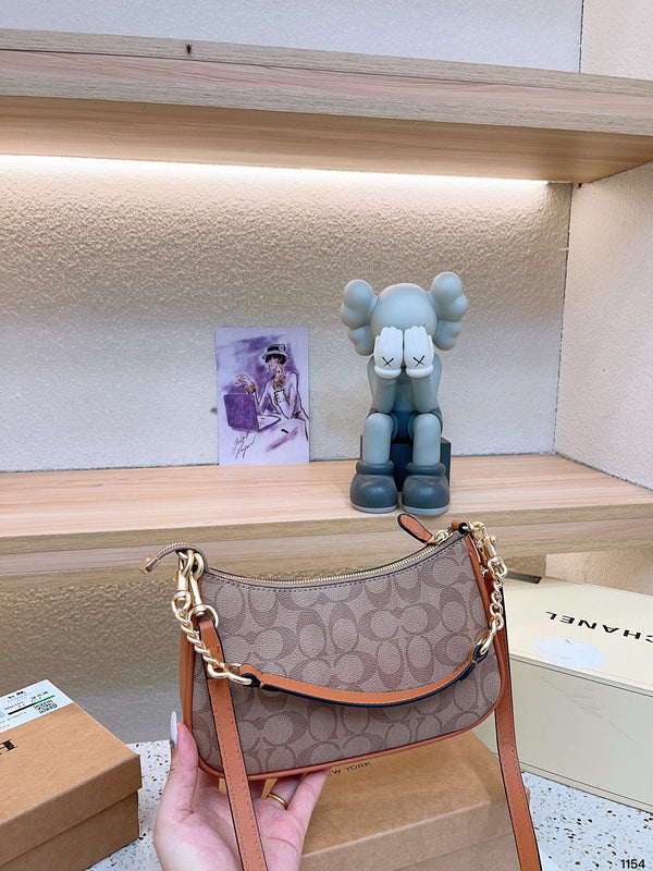 LO - CCH Bags - 175