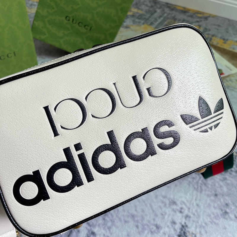 LO - GCC Bags - 1919