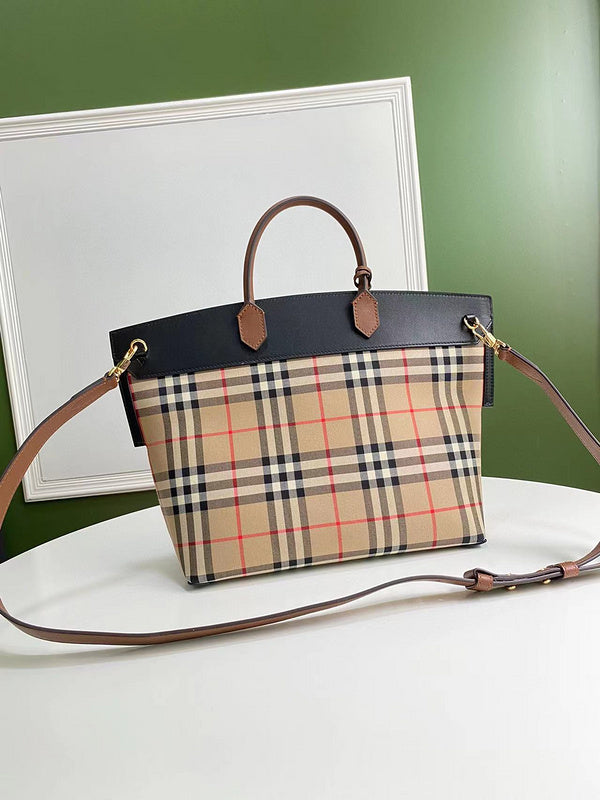 LO - B-BERRY BAGS - 104