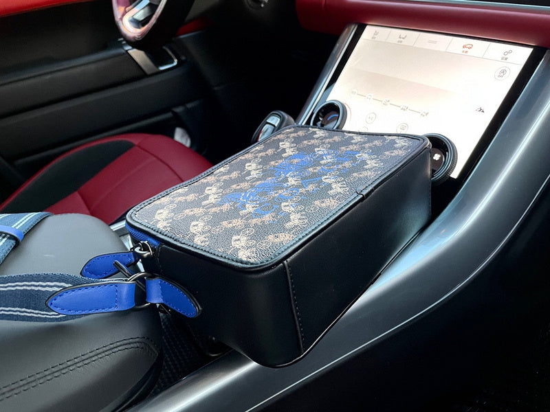 LO - CCH Bags - 046