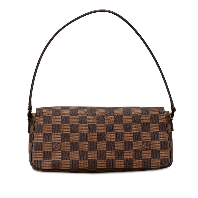 LO-LV bags 1867