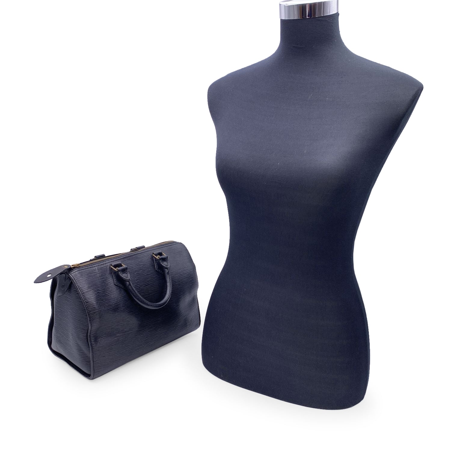 LO-LV bags 2819
