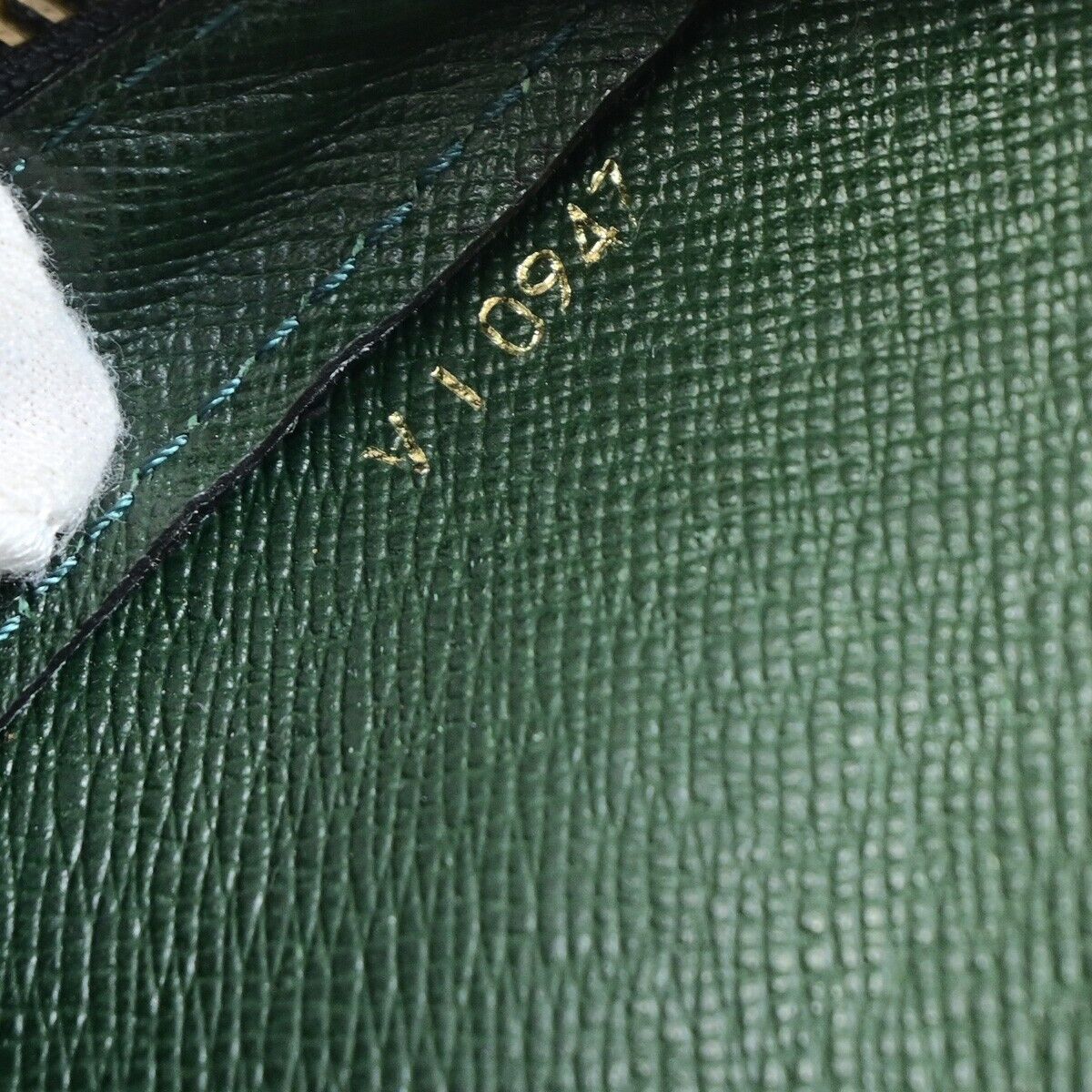 LO-LV bags 1073