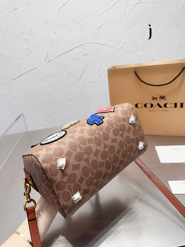 LO - CCH Bags - 390