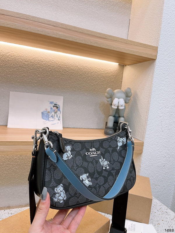 LO - CCH Bags - 202