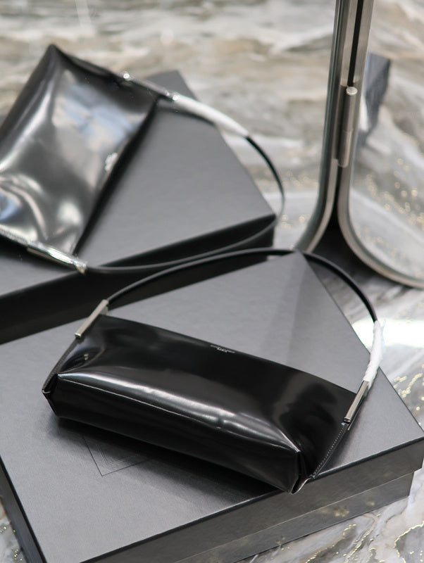 BB - YSL Bag - 1859