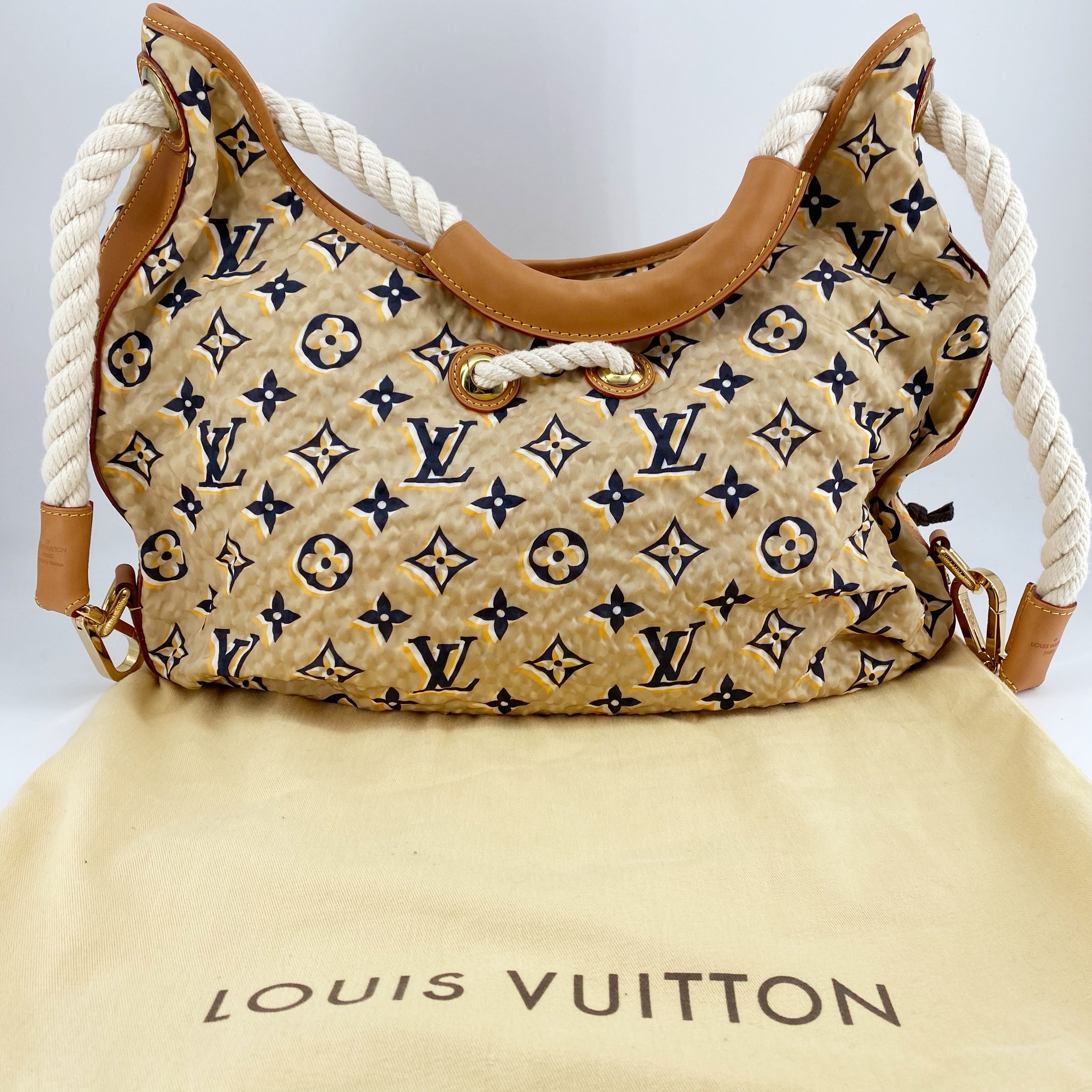 LO-LV bags 6812