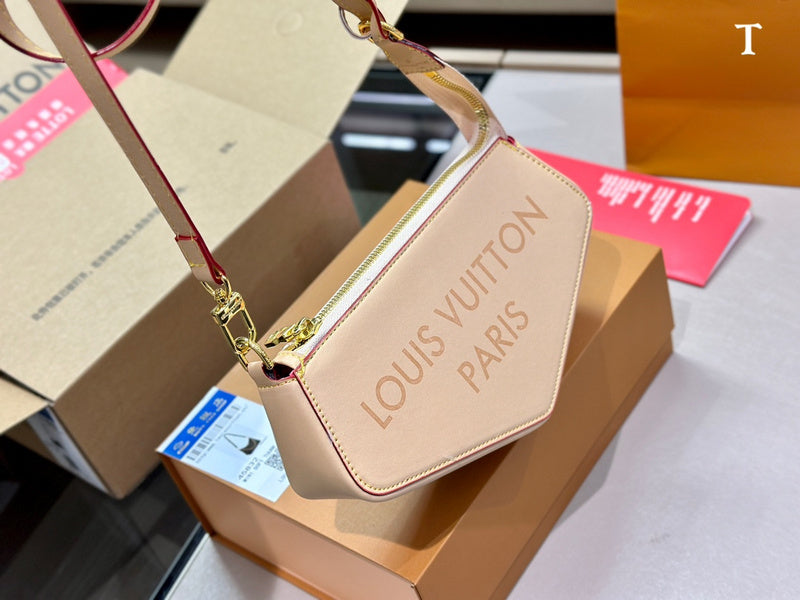 LO - LV Bags - 15095
