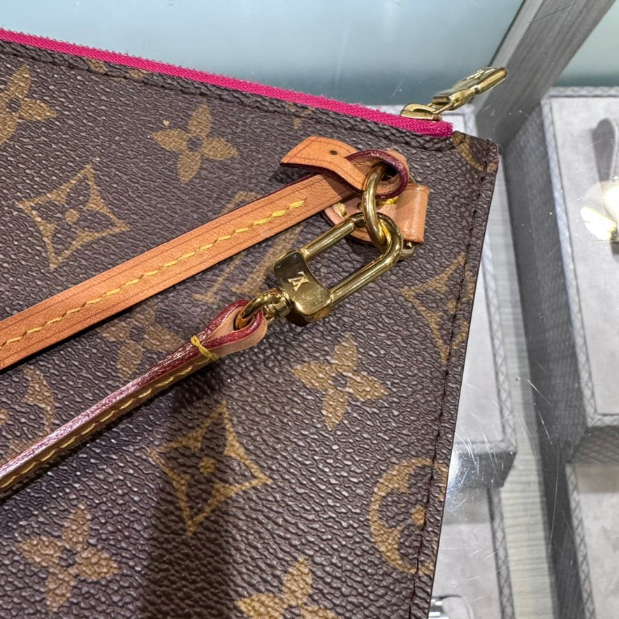 Neverfull Pochette