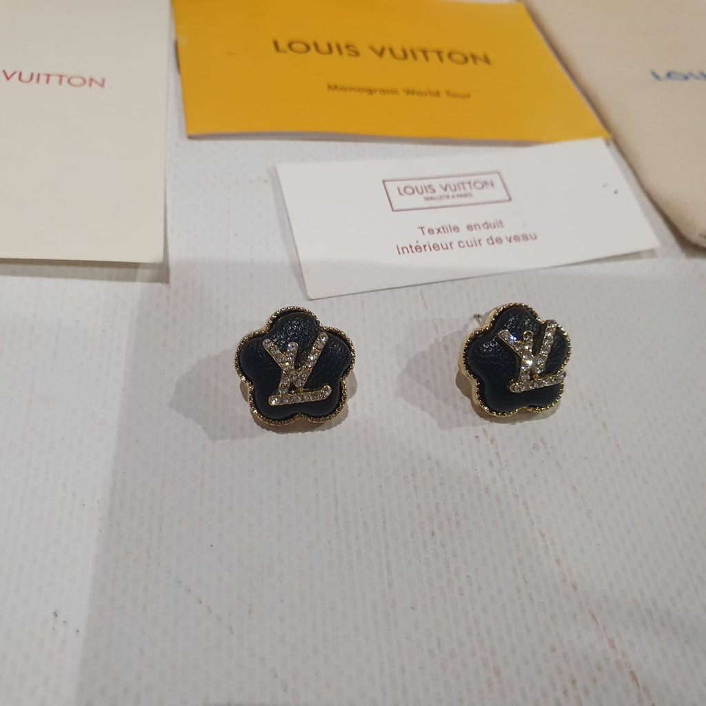 LO-LV bags 2176