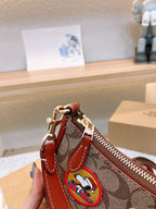 LO - CCH Bags - 201