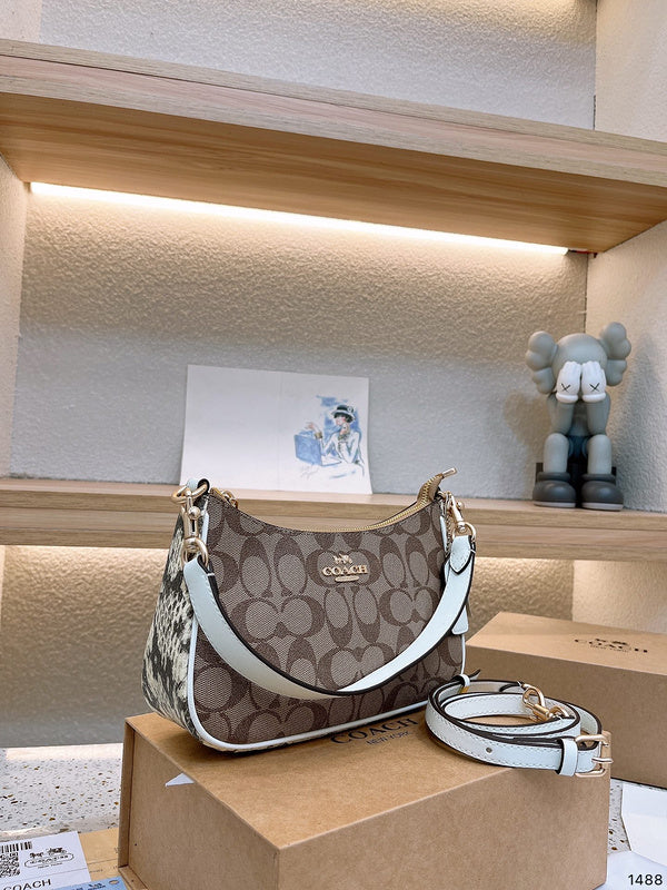 LO - CCH Bags - 200