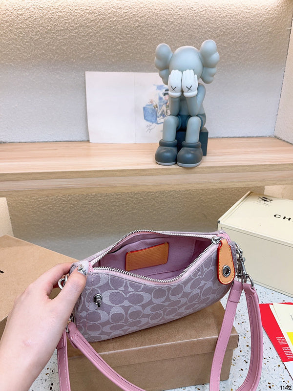 LO - CCH Bags - 029