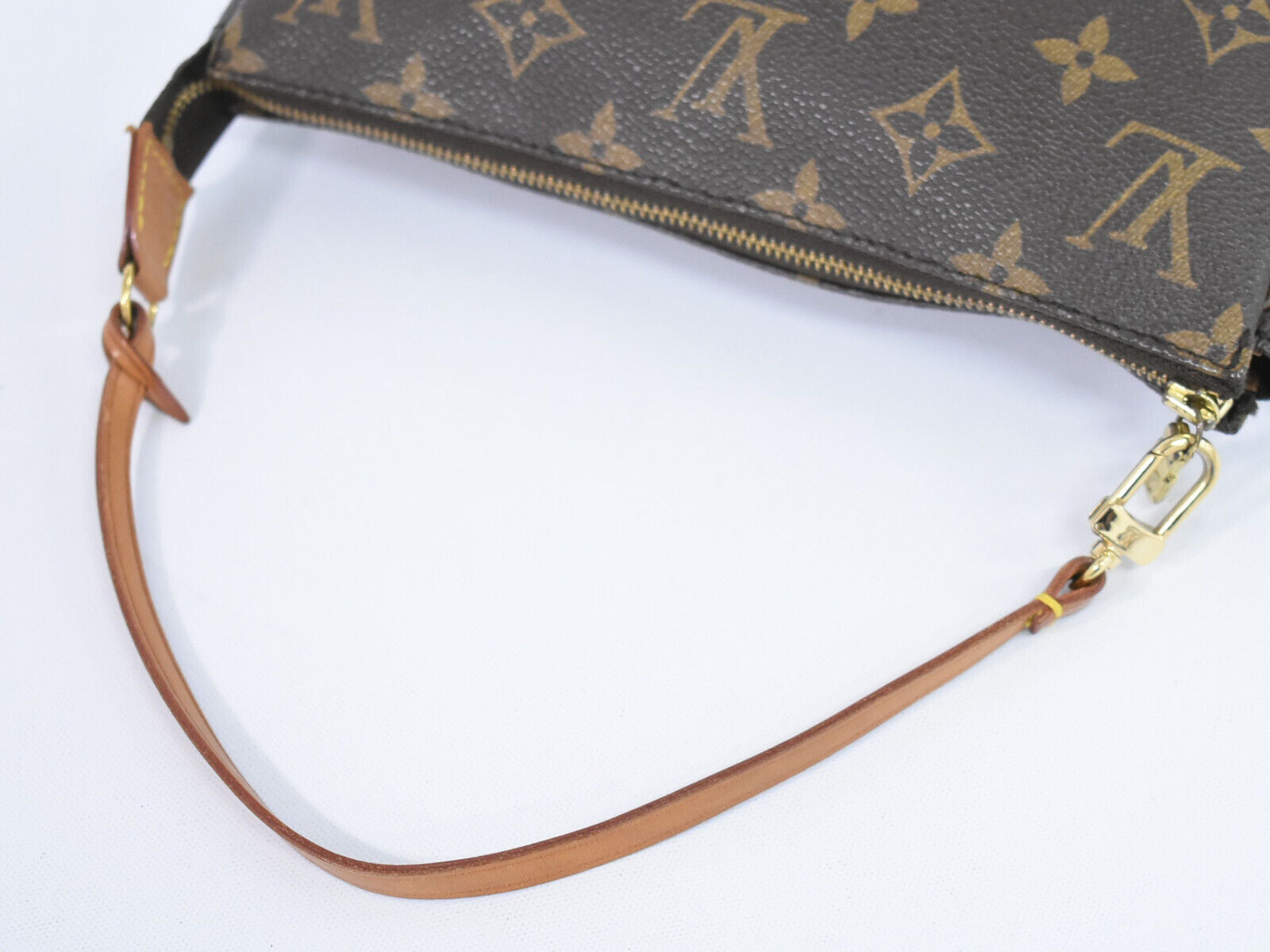 LO-LV bags 1140