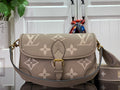 LO - LV Bags - 15659