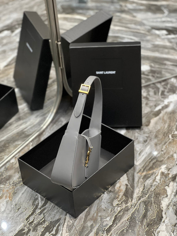 BB - YSL Bag - 2484