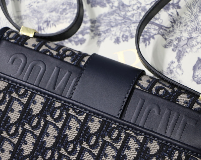 LO - DYOR   BAGS FOR WOMEN - FASHION LUXURY BAGS 225