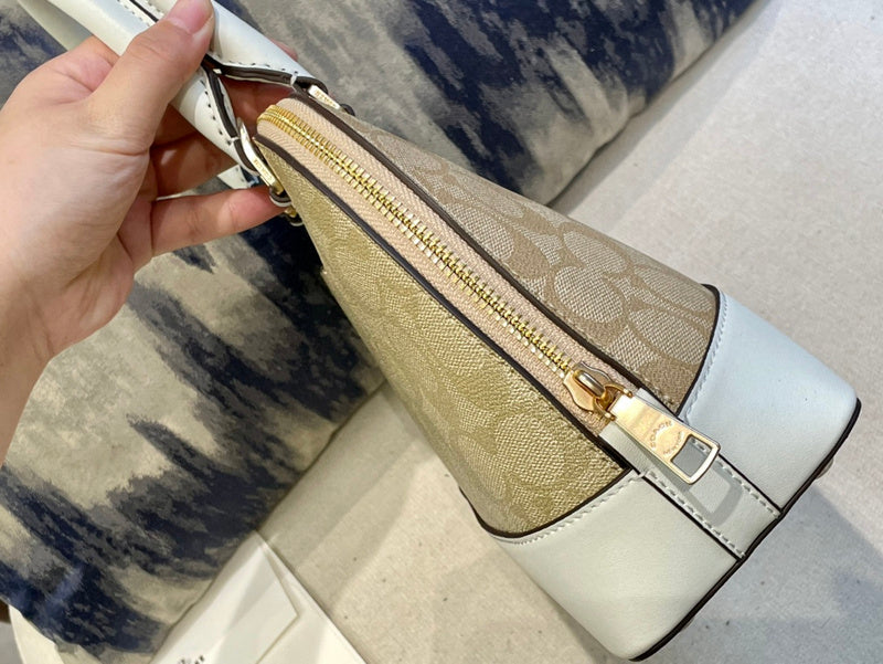 LO - CCH Bags - 349