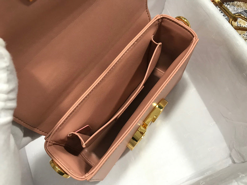 LO - DYOR   BAGS FOR WOMEN - FASHION LUXURY BAGS 214