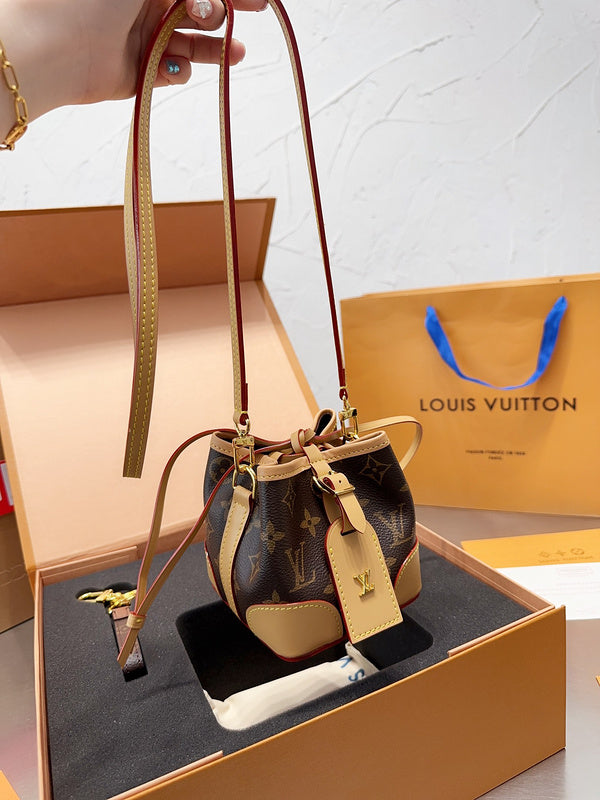 LO - LV Bags - 15023