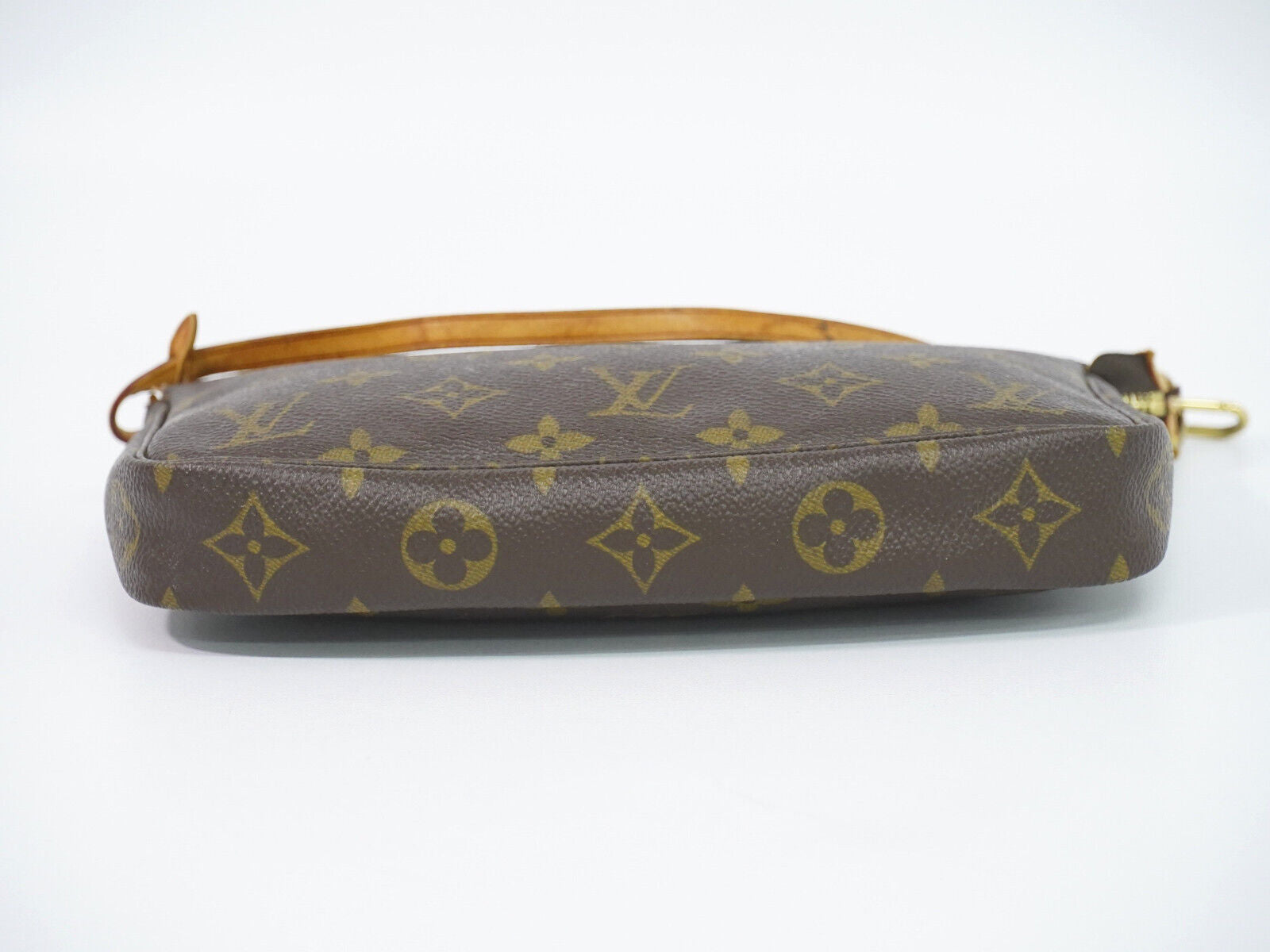 LO-LV bags 1063
