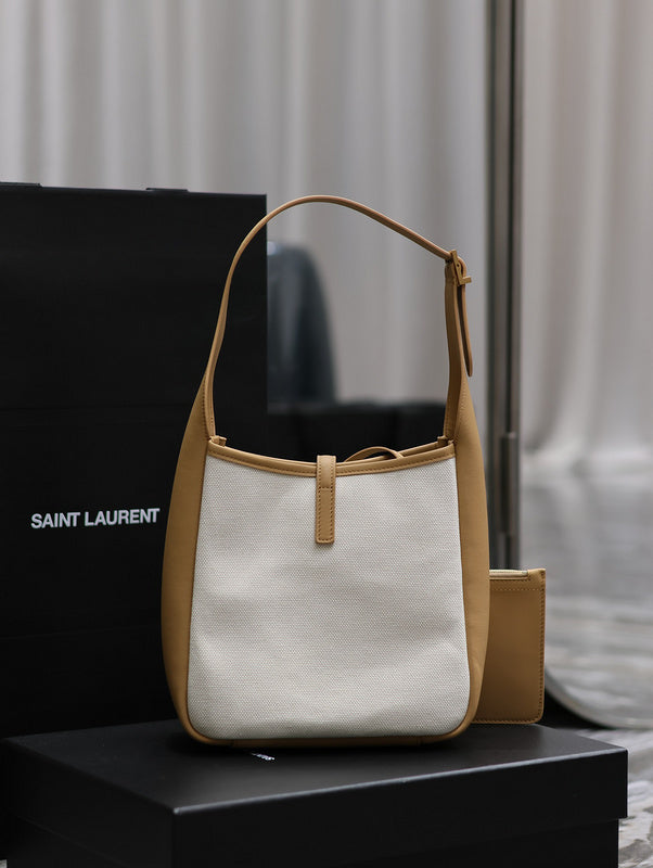 BB - YSL Bag - 1854