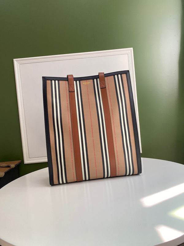 LO - B-BERRY BAGS - 257