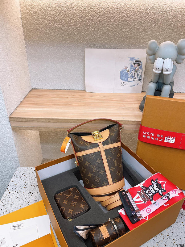 LO - LV Bags - 15104