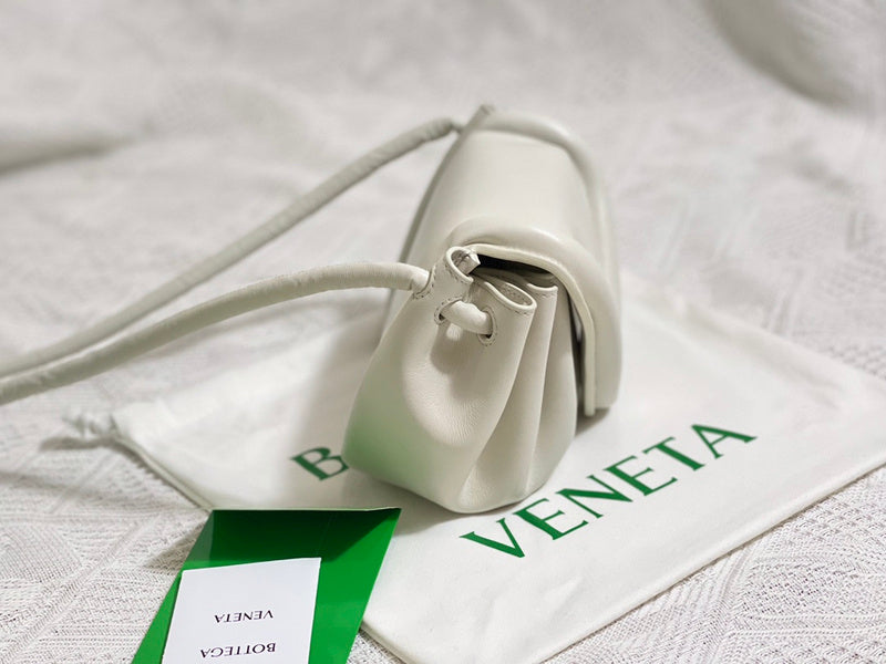 B-VENETA STYLISH HANBAGS FOR WOMEN - - 027