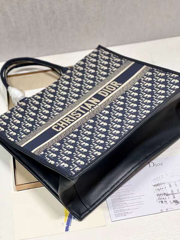 LO - DYOR   BAGS FOR WOMEN - FASHION LUXURY BAGS 027