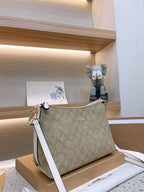 LO - CCH Bags - 221