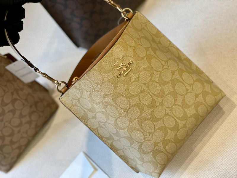 LO - CCH Bags - 257