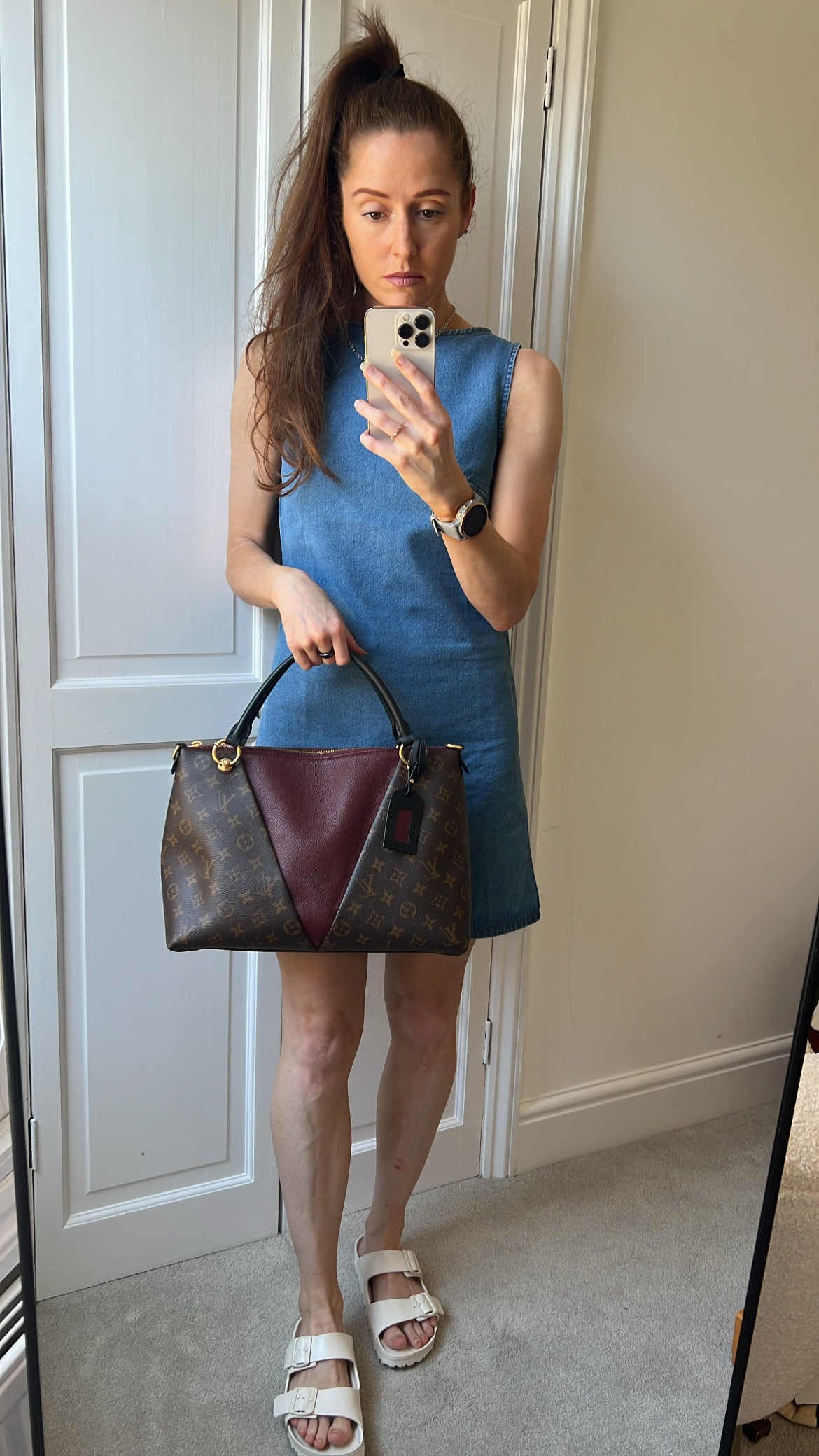V Tote MM