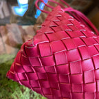B-VENETA Small Loop Pink Crossbody