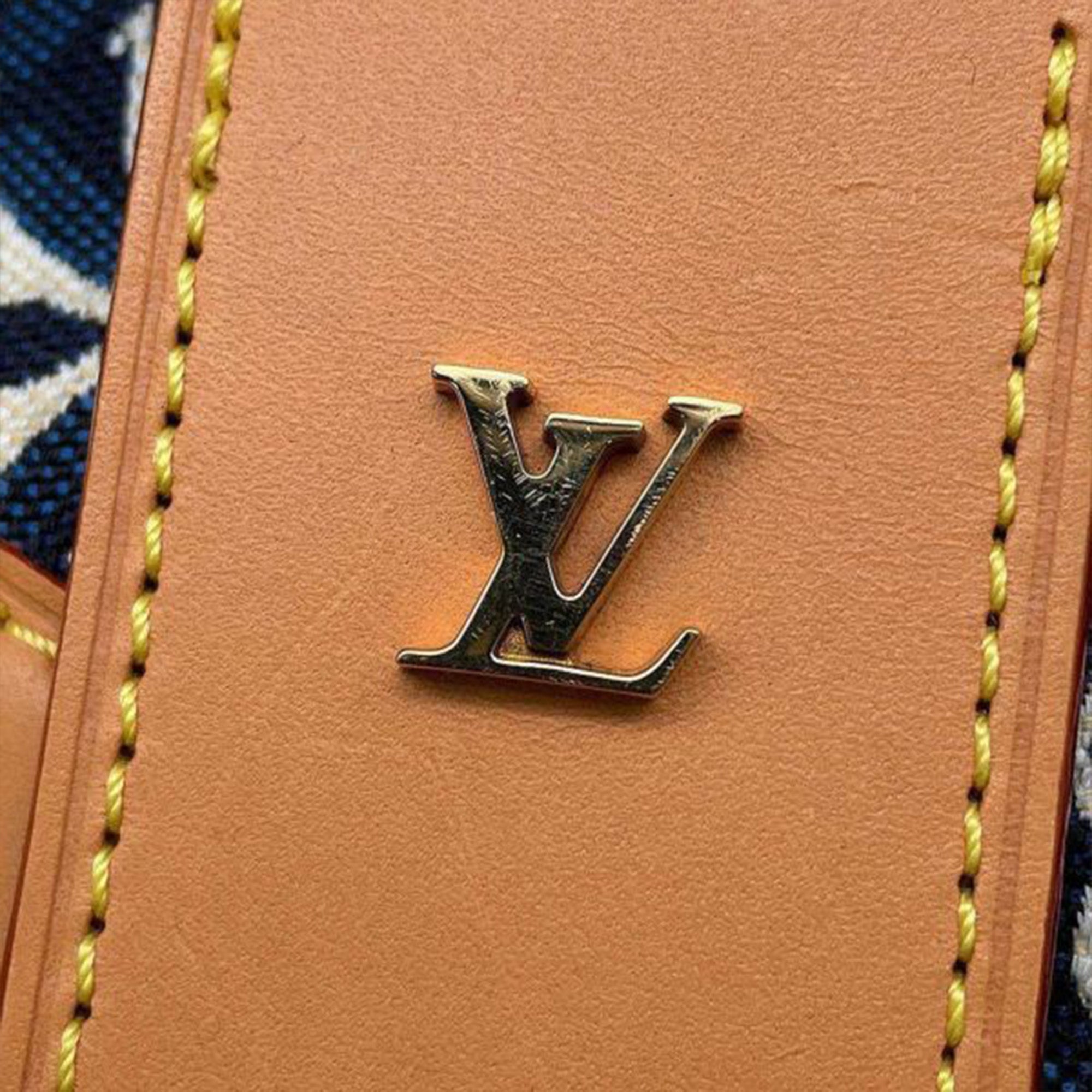 LO-LV bags 4172