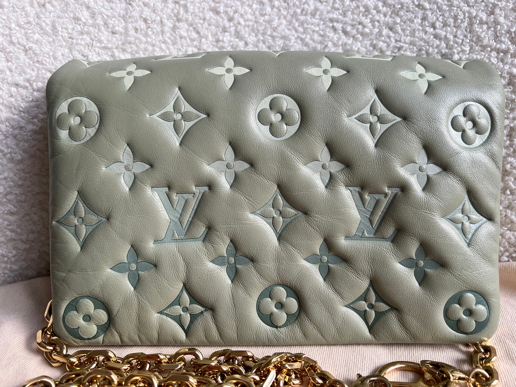 Coussin Pochette