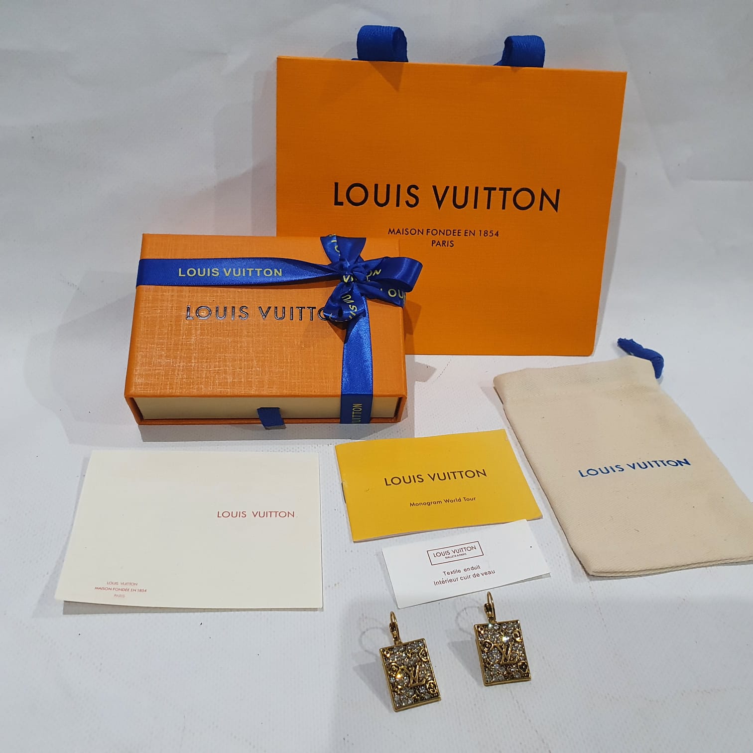 LO-LV bags 2183