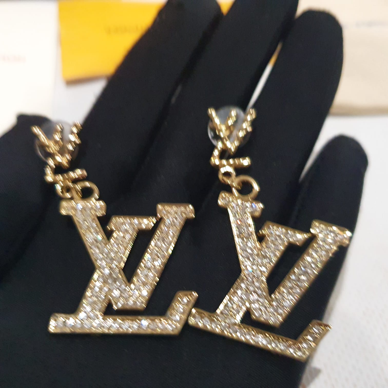 LO-LV bags 2177