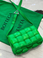 B - V PADDED CASSETTE BAG