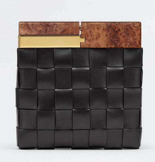 B - V THE SNAP CLUTCH MAXI INTRECCIATO NAPPA BAG