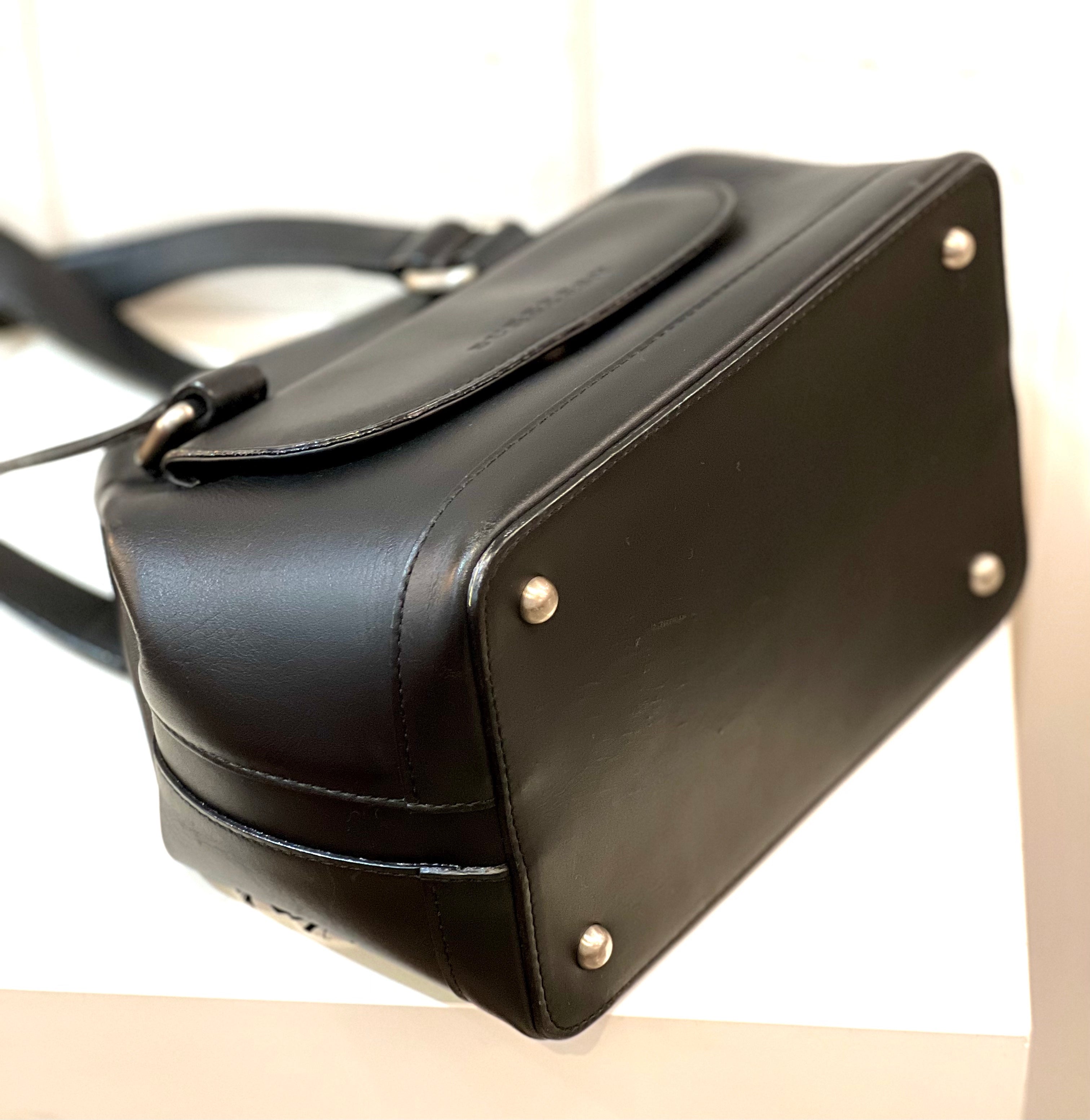B-BERY  LEATHER SHOULDER BAG