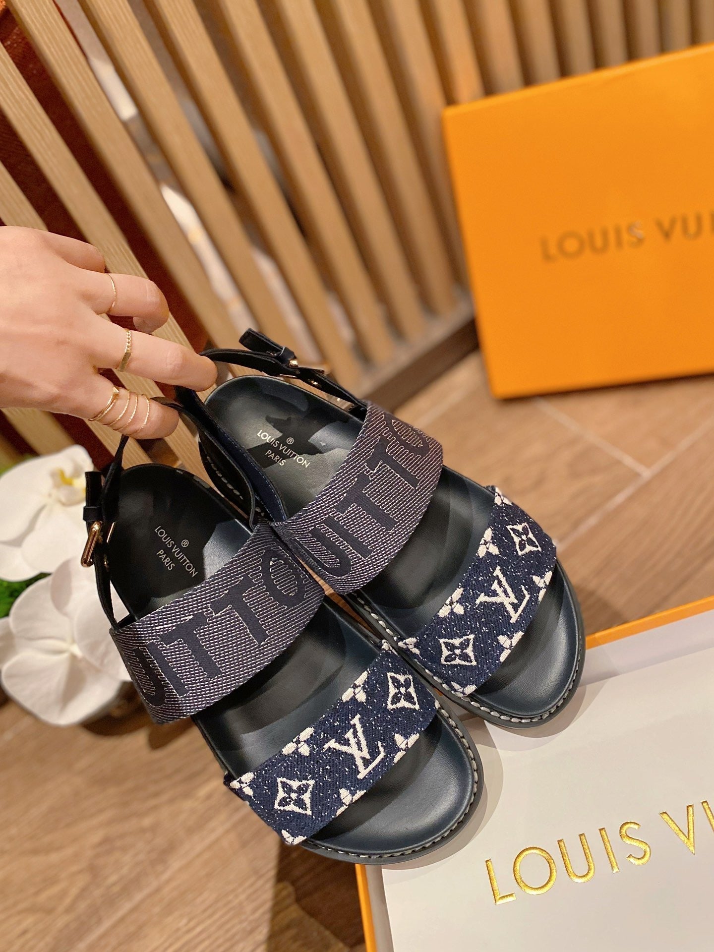 LO-LV bags 1992