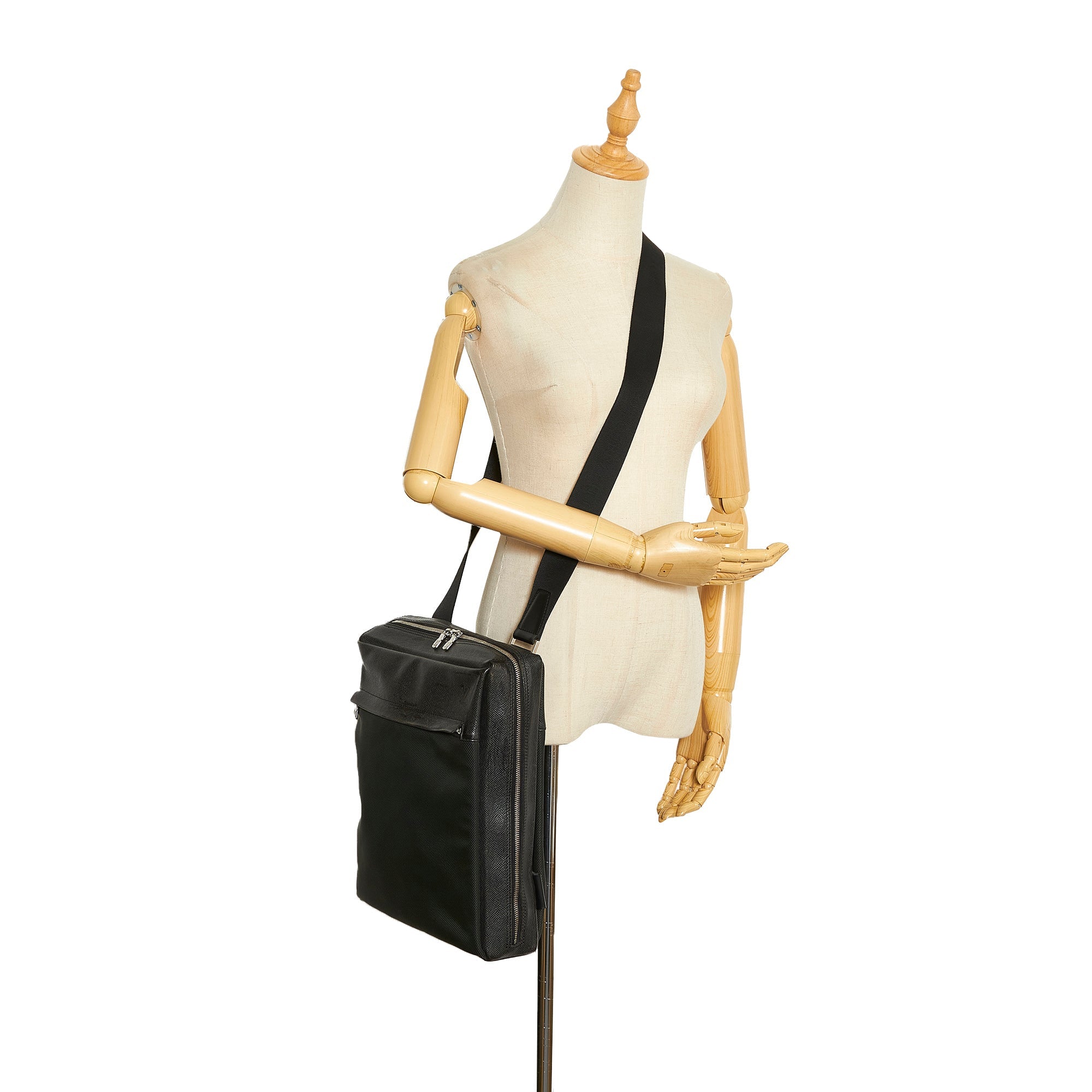LO-LV bags 7970