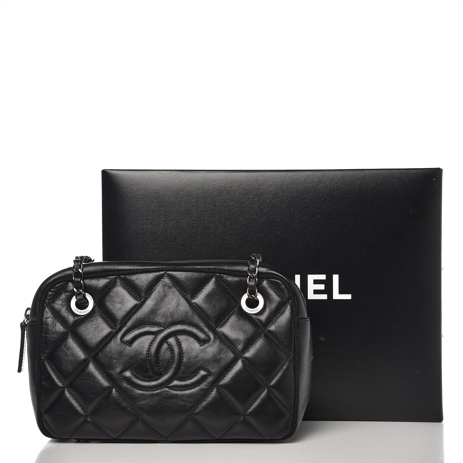 CHL -  CALFSKIN QUILTED LEATHER BALLERINA CAMERA BAG