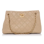 CHL -  CALFSKIN STITCHED CITY ACCORDION TOTE BAG