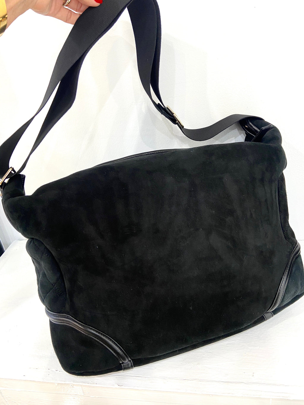 CHL -  BLACK SHEARLING HOBO BAG