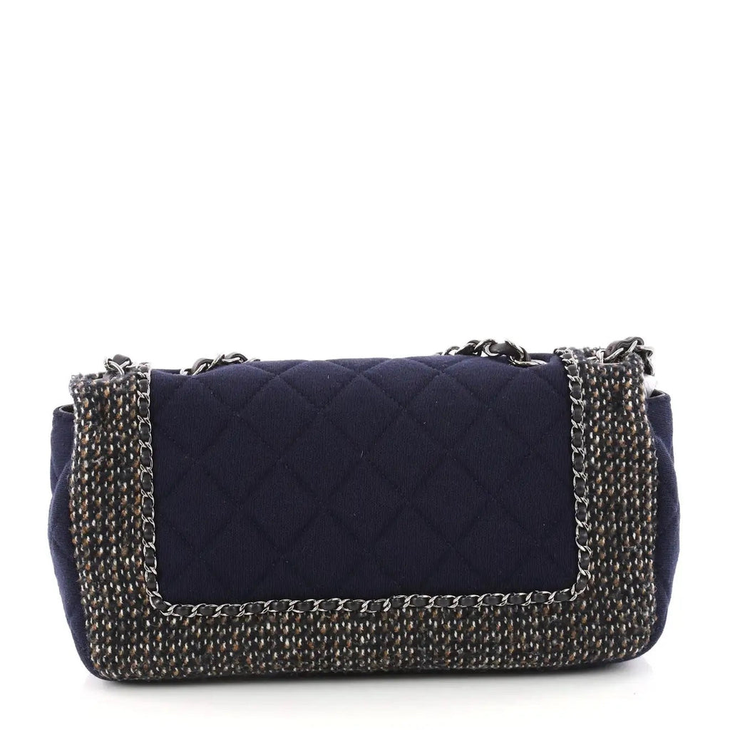 CHL -  HOUNDSTOOTH BOUCLE CLASSIC FLAP SHOULDER BAG