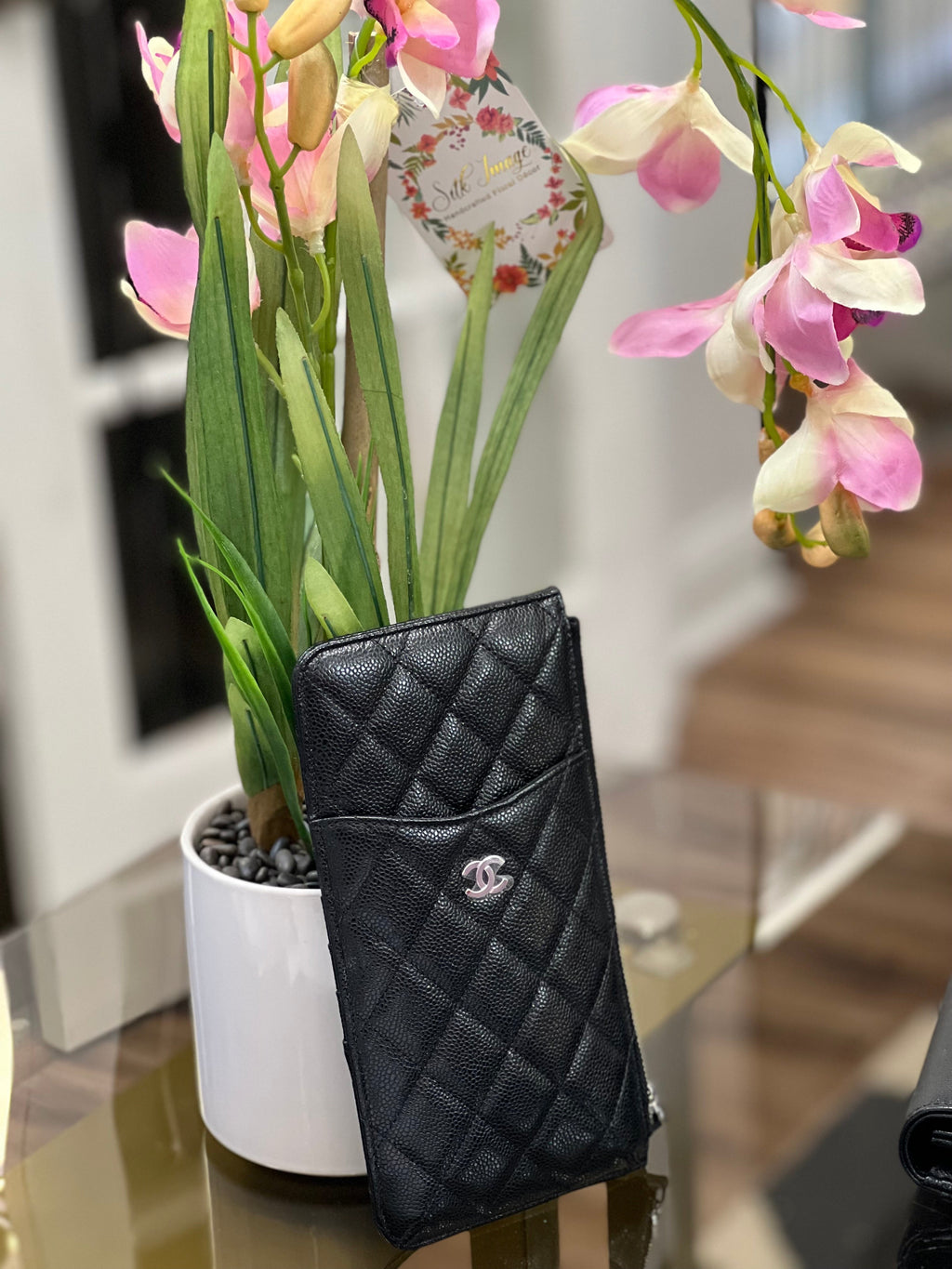 CHL -  CAVIAR QUILTED FLAT MULTI-FUNCTIONAL CASE